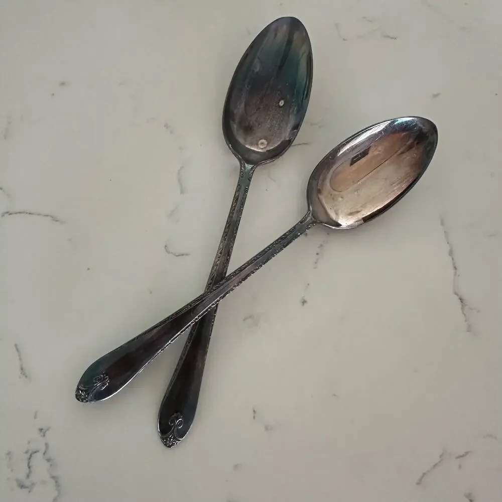 Rogers & Sons International Silver Flatware in Exquisite Pattern 1940s 43 pc